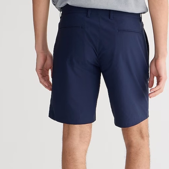 J crew 9" tech short navy blue - Picture 2 of 5